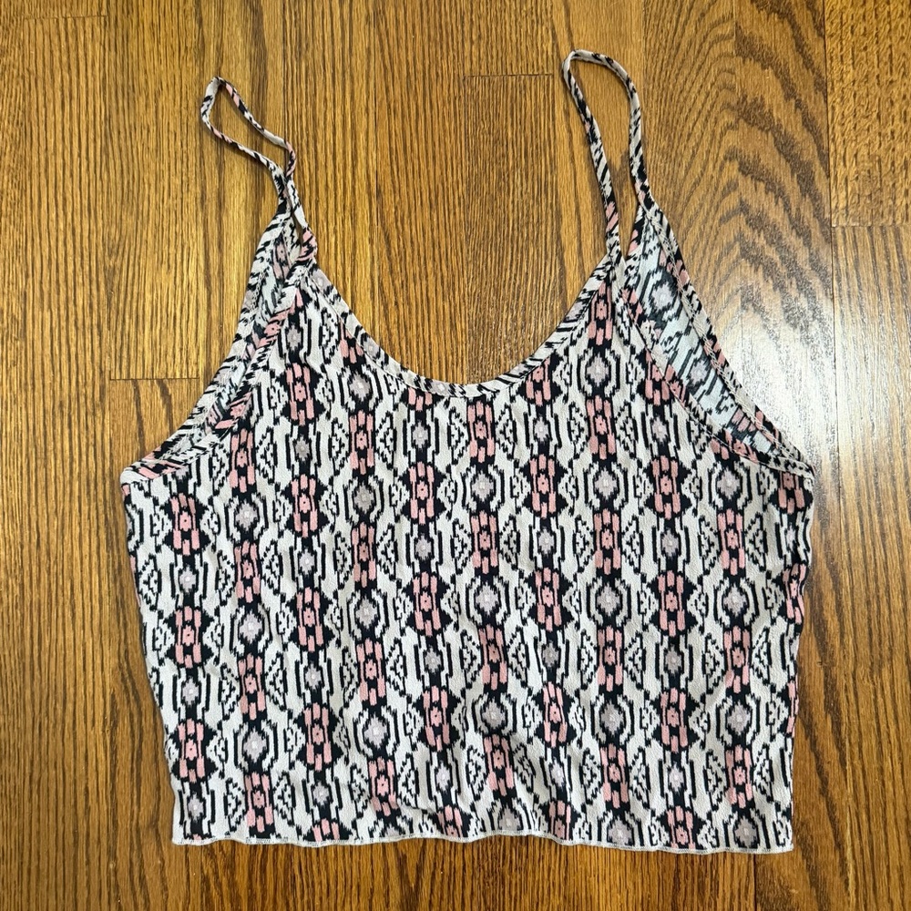 Brandy Melville Cropped Tank Pink Black White Aztec Design Size OS, NWT